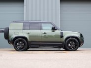 Land Rover Defender 110 BRAND NEW HARD TOP X-DYNAMIC HSE 350 WITH A GENUINE REAR SEAT CONVERSION  4