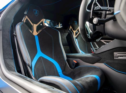 Lamborghini Aventador SVJ LP 770-4 14