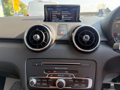 Audi A1 1.6 TDI Sport Sportback S Tronic Euro 6 (s/s) 5dr (Nav) 30