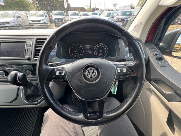 Volkswagen Transporter Crew Cab [SOLD SM] AUTO SWB T30 EDITION 2.0 150ps BMT L1H1 Kombi Air Con 20
