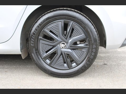 Skoda Fabia DESIGN EDITION TSI DSG 16