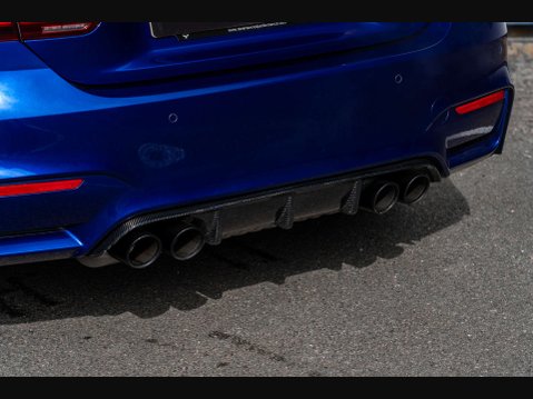 BMW M4 3.0 M4 Competition Edition Package Semi-Auto 2dr 23