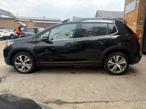 Peugeot 2008 1.2 PureTech Allure SUV 5dr Petrol Manual Euro 6 3
