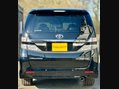 Toyota Vellfire Golden Eyes II Edition 13