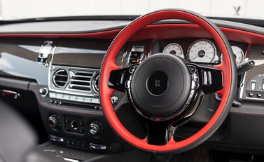 Rolls-Royce Wraith Black Badge 11
