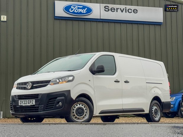 Vauxhall Vivaro AUTO LWB L2H1 Low Roof 3100 Dynamic Air Con SELECT 32