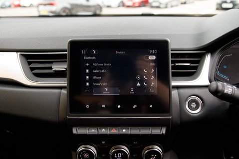 Renault Captur TECHNO E-TECH 27