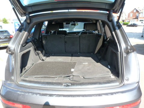 Audi Q7 TDI QUATTRO S LINE 12