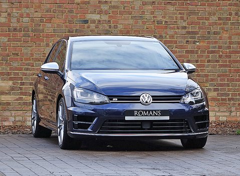 Volkswagen Golf R 1