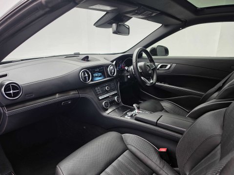 Mercedes-Benz SL Series 3.0 SL 400 AMG Line Auto 2dr 19