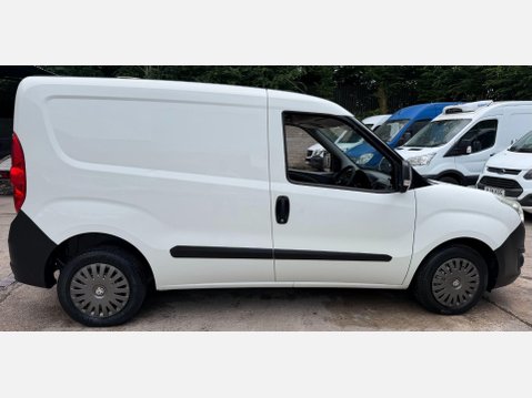 Vauxhall Combo 1.3 CDTi 2000 ecoFLEX 16v Panel Van 3dr Diesel Manual FWD L1 H1 (126 g/km, 6