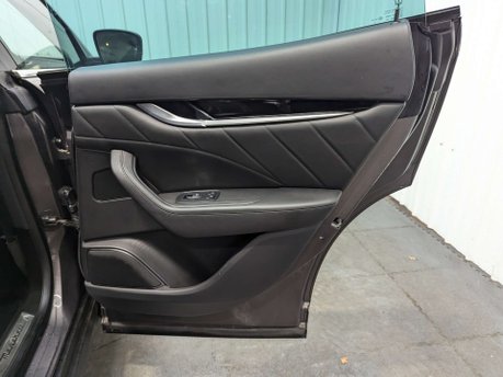 Maserati Levante 3.0 Levante GranSport V6 Auto 4WD 5dr 65