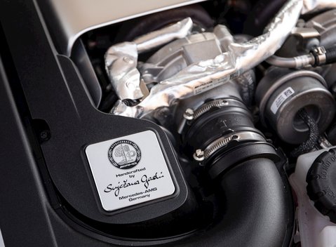 Mercedes-Benz C Class C63 S Coupe 24