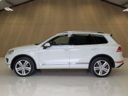 Volkswagen Touareg 3.0 Touareg V6 R-Line+ TDI BlueMotion Technology Auto 4WD 5dr 72