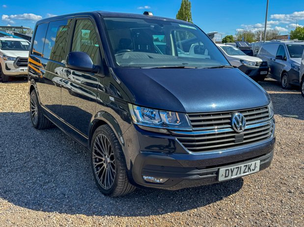 Volkswagen Transporter Crew Cab SWB L1H1 Highline T32 Air Con Alloys Sensors Tow Bar EURO 6 5