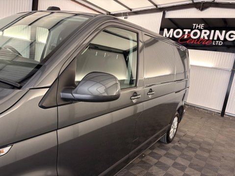 Volkswagen Transporter 2.0 TDI T30 Highline DSG FWD SWB Euro 6 (s/s) 5dr 37