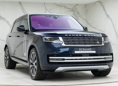 Land Rover Range Rover P530 Autobiography LWB 7 Seater 1