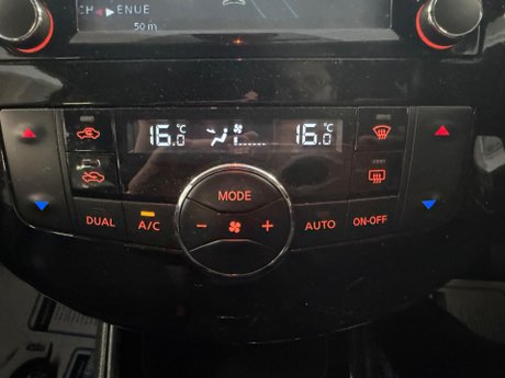 Nissan Pulsar 1.2 DIG-T N-Connecta Euro 6 (s/s) 5dr 16