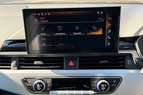 Audi A5 SPORTBACK TFSI QUATTRO S LINE MHEV -APPLE CARPLAY -FULL AUDI S/HISTORY 46