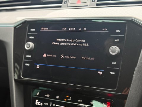 Volkswagen Passat 1.4 TSI 13kWh GTE DSG Euro 6 (s/s) 4dr 44