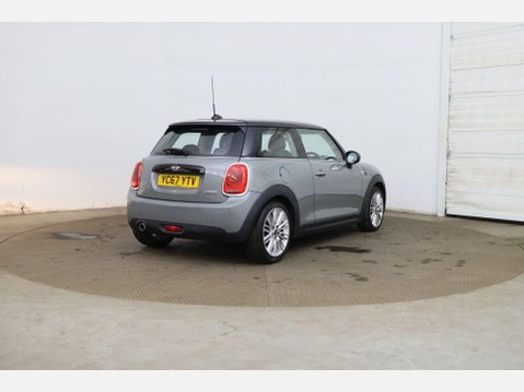 Mini Hatch 1.5 Cooper Euro 6 (s/s) 3dr 7