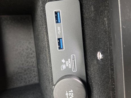 Jaguar E-Pace 2.0 P200 R-Dynamic S Auto AWD Euro 6 (s/s) 5dr 52