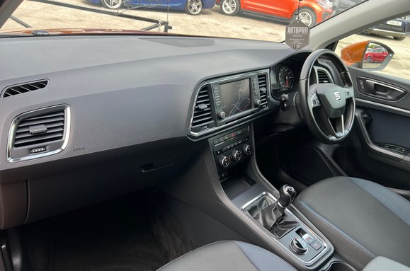 SEAT Ateca 1.6 TDI SE TECHNOLOGY 24