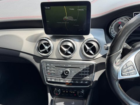 Mercedes-Benz GLA 2.1 GLA220d AMG Line (Premium) 7G-DCT 4MATIC Euro 6 (s/s) 5dr 10