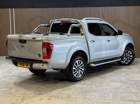 Nissan Navara 2.3 Navara Tekna dCi Auto 4WD 5dr 21