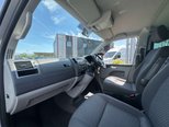 Volkswagen Transporter 2.0 BiTDI T32 Highline Kombi 4dr Diesel DSG 4MOTION L1 H1 (226 g/km, 178 bh 24