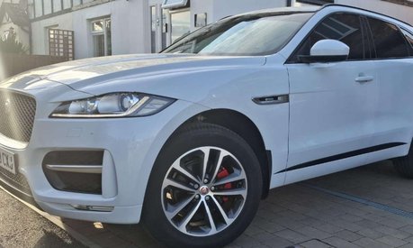 Jaguar F-Pace 2.0 F-PACE R-Sport AWD D Auto 4WD 5dr
