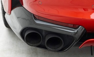 Ferrari 812 Superfast 33