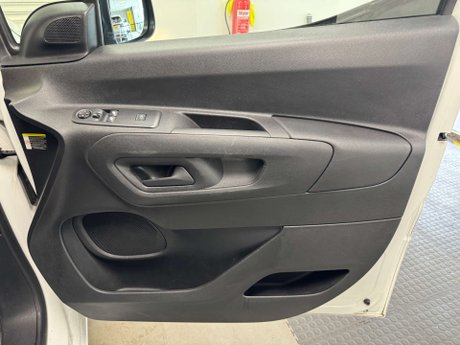 Citroen Berlingo 1.5 Berlingo 950 Enterprise Professional Blue HDi 38