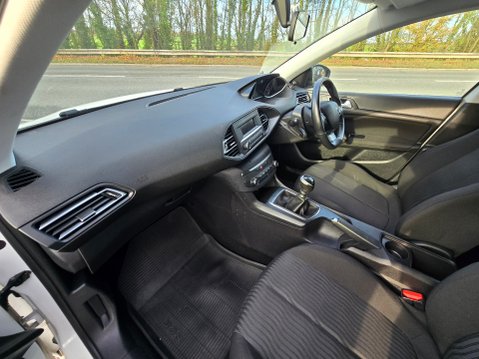 Peugeot 308 BLUEHDI S/S ACCESS 12