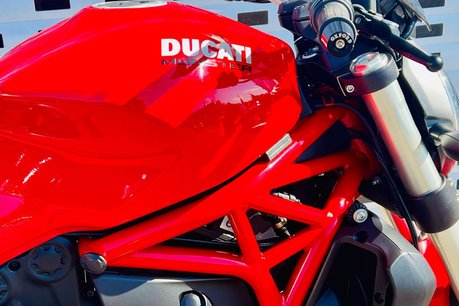 Ducati Monster 821 Monster 821 9