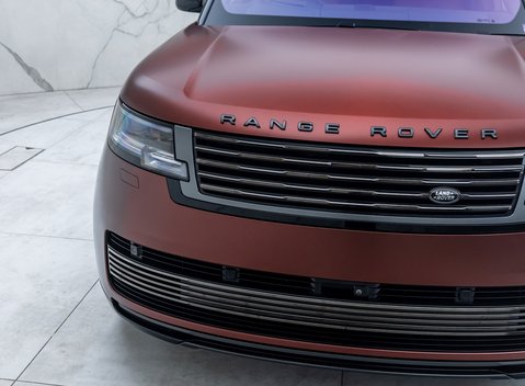 Land Rover Range Rover P530 SV 35