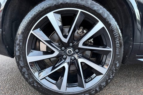 Volvo XC90 RECHARGE T8 ULTIMATE AWD - BLOND LEATHER - VAT QUALIFYING 77