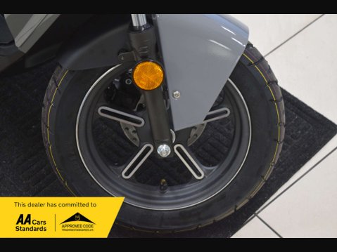 Vmoto Cux Super Soco CUX 12