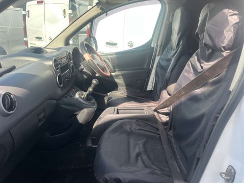 Citroen Berlingo 1.6 Berlingo 725 X Blue HDi 5 SEATER CREW VAN LWB 4