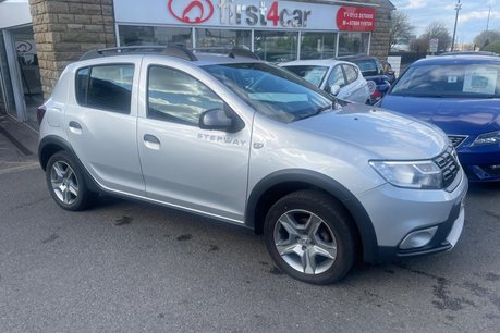 Dacia Sandero Stepway ESSENTIAL TCE