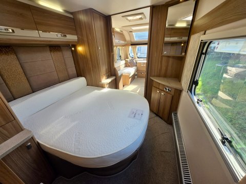 Swift Challenger 580 Elite  18