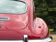 Jaguar E-Type 2+2 18