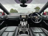 Porsche Cayenne 3.0 TD V6 SUV 5dr Diesel TiptronicS 4WD Euro 6 (s/s) (262 ps) 11