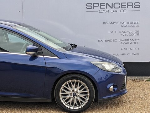 Ford Focus ZETEC NAVIGATOR TDCI 11