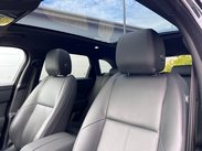 Land Rover Range Rover Velar 2.0 D200 MHEV Dynamic SE Auto 4WD Euro 6 (s/s) 5dr 38