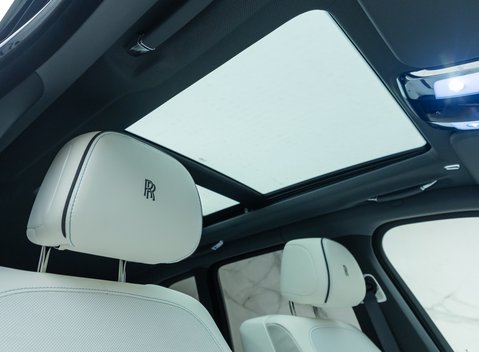 Rolls-Royce Cullinan BLACK BADGE 17