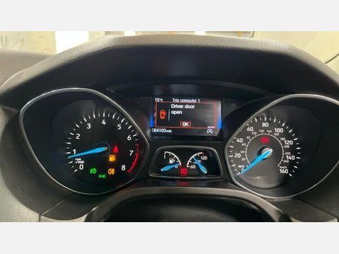 Ford Focus 1.0T EcoBoost Titanium Euro 6 (s/s) 5dr 8