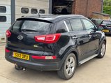 Kia Sportage 1.7 CRDi EcoDynamics 2 2WD Euro 5 (s/s) 5dr 9