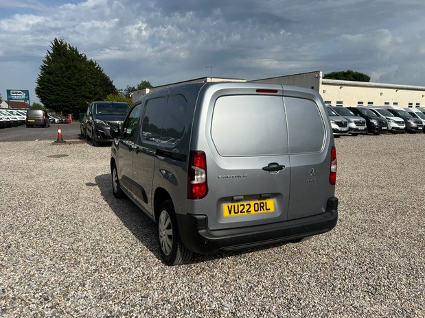 Peugeot Partner SWB L1H1 Low Roof Professional Premium Air Con Sensors EURO 6 NO VAT 8