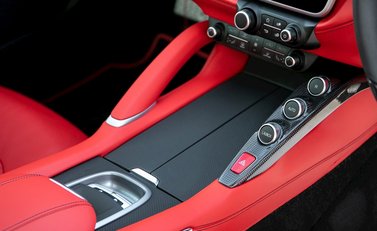 Ferrari GTC4 Lusso 19